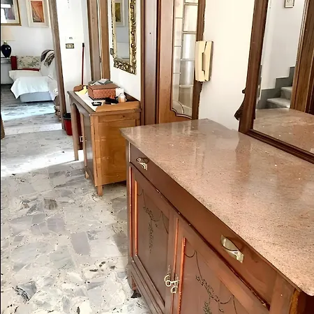 Charming House In Motta With Terrace And Fenced Garden. בית נופש